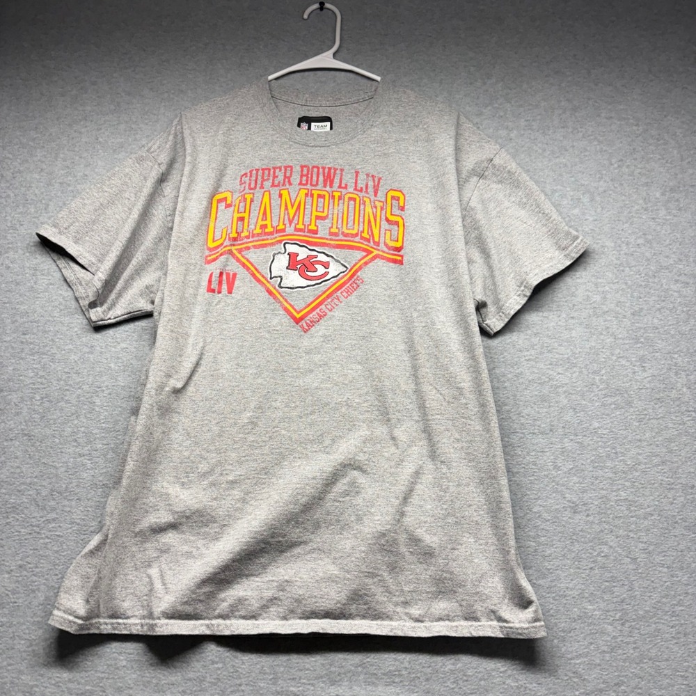 NFL Team Apparel Kansas City Chiefs Super Bowl LIV Champions T-Shirt Mens XL